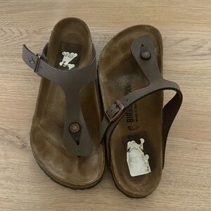 Very new birkenstock sandals